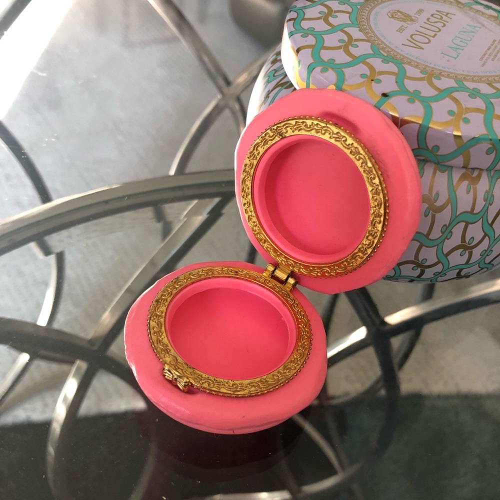 Jewelry box